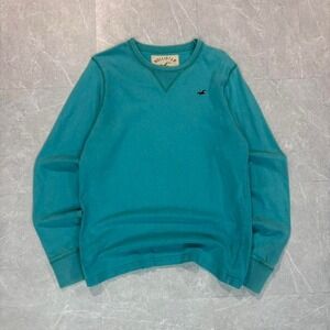 Hollister Co. blue sweatshirt #HollisterCo